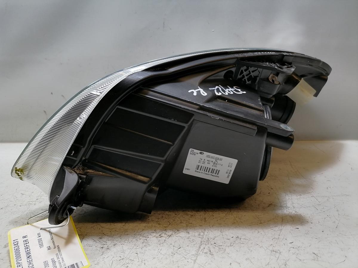 Skoda Rooster 5J original Scheinwerfer vorn rechts Halogen H4 Bj.2009